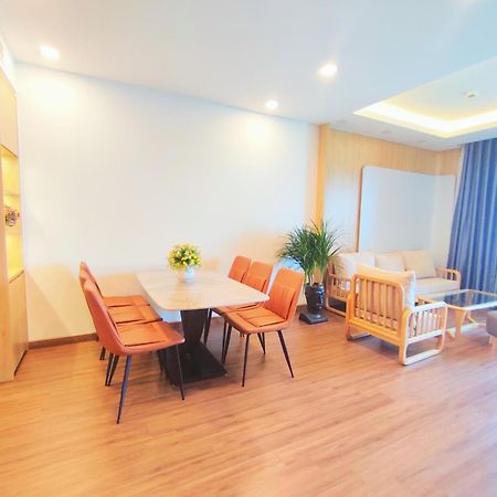 Flc Sea Tower Quy Nhon Ban Cong, Bon Tam, Ho Boi Co Phi, Sat Bien Luaran gambar