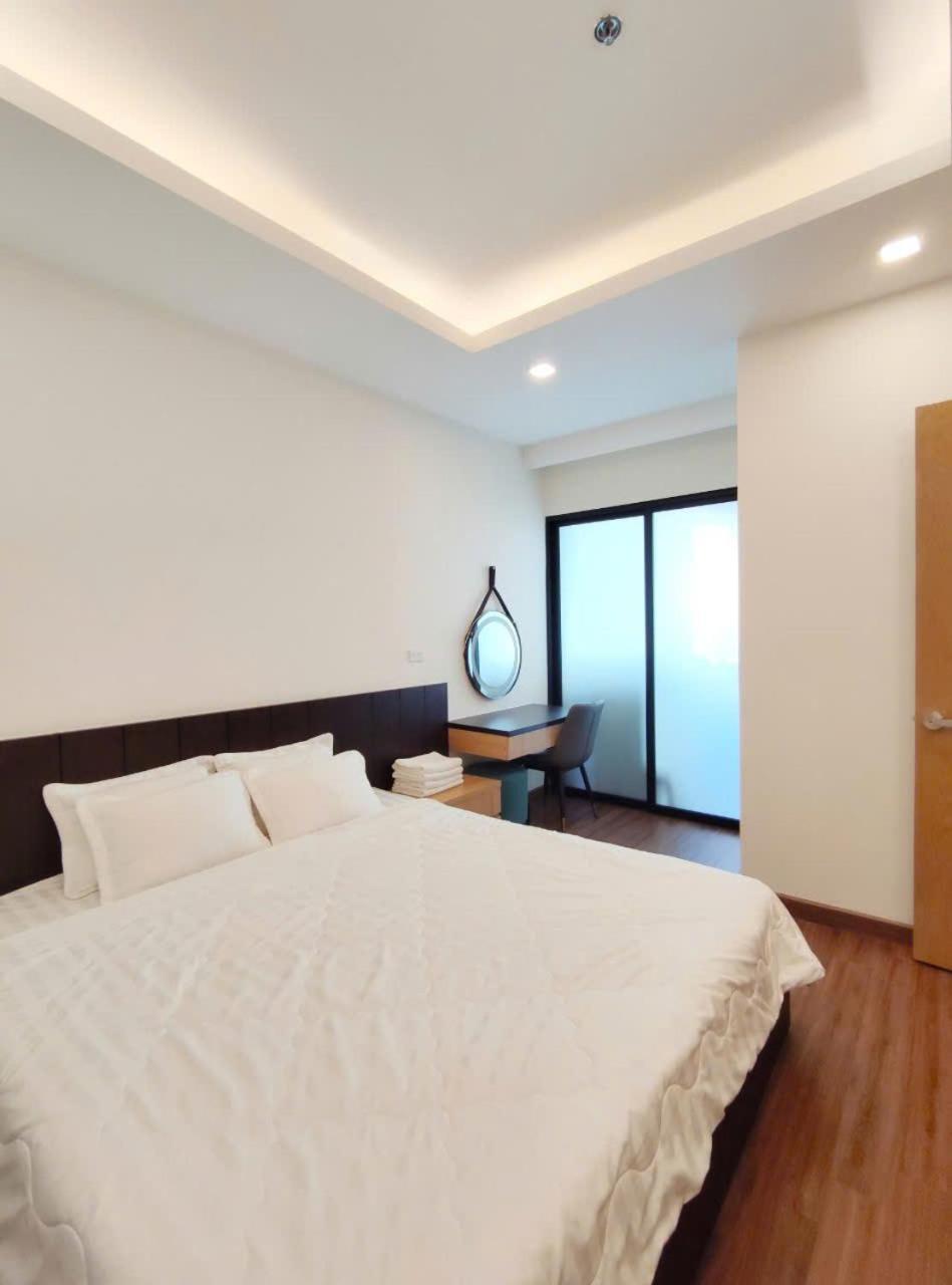 Flc Sea Tower Quy Nhon Ban Cong, Bon Tam, Ho Boi Co Phi, Sat Bien Luaran gambar